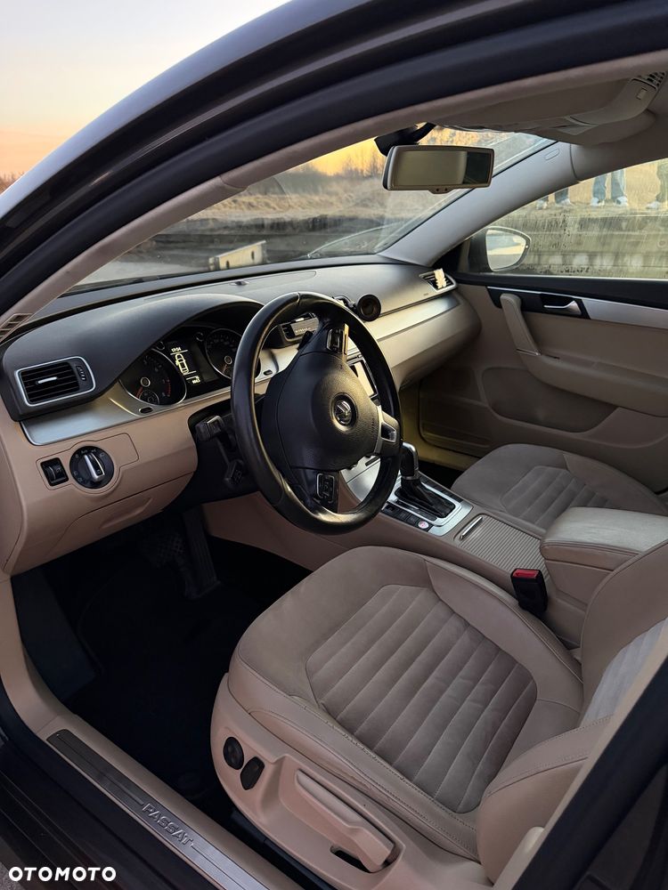 Volkswagen Passat 2.0 TSI Highline DSG - 10