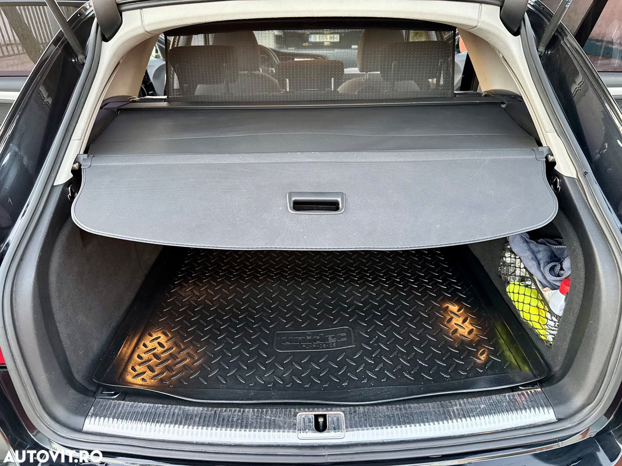 Audi A4 Avant 2.0 TDI - 11