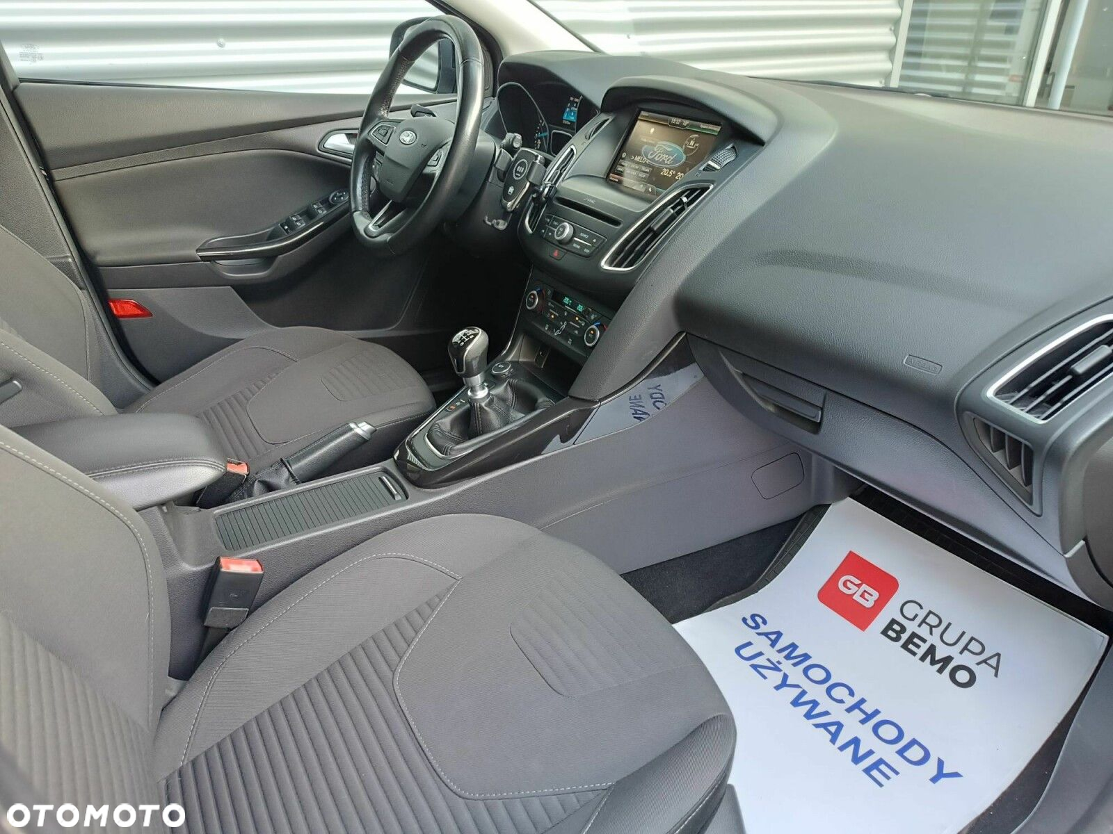 Ford Focus 1.5 EcoBoost Titanium ASS - 11
