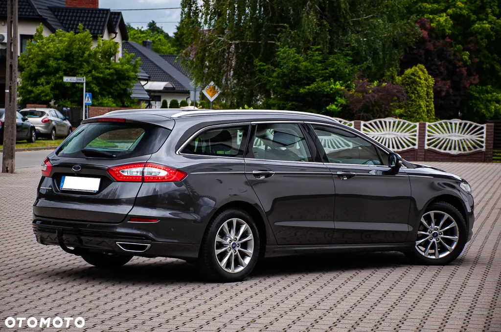 Ford Mondeo Turnier 2.0 TDCi ECOnetic Start-Stopp Business Edition - 17