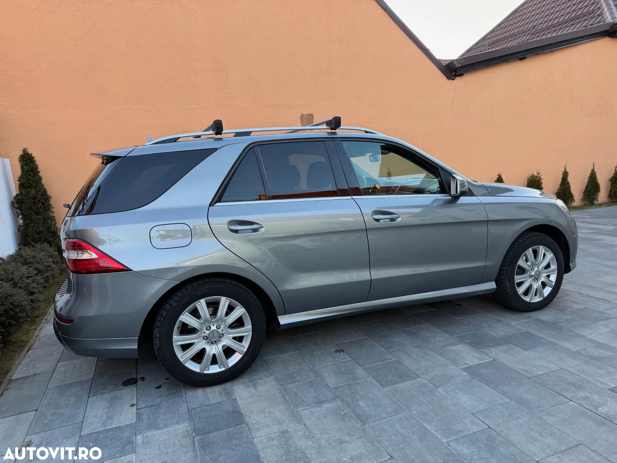 Mercedes-Benz ML 350 BlueTec 4MATIC Aut - 1