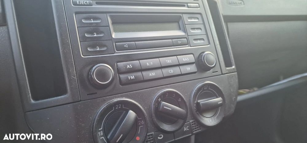 Volkswagen Polo - 11