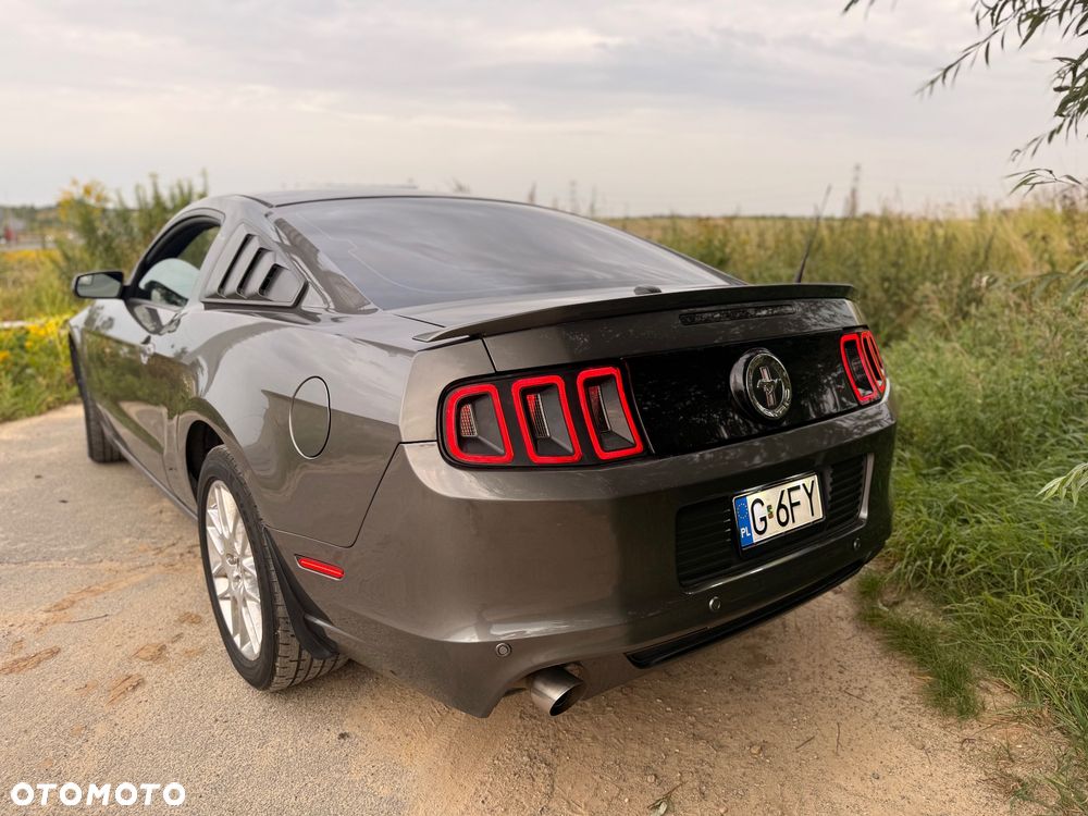 Ford Mustang 3.7 V6 Premium - 4