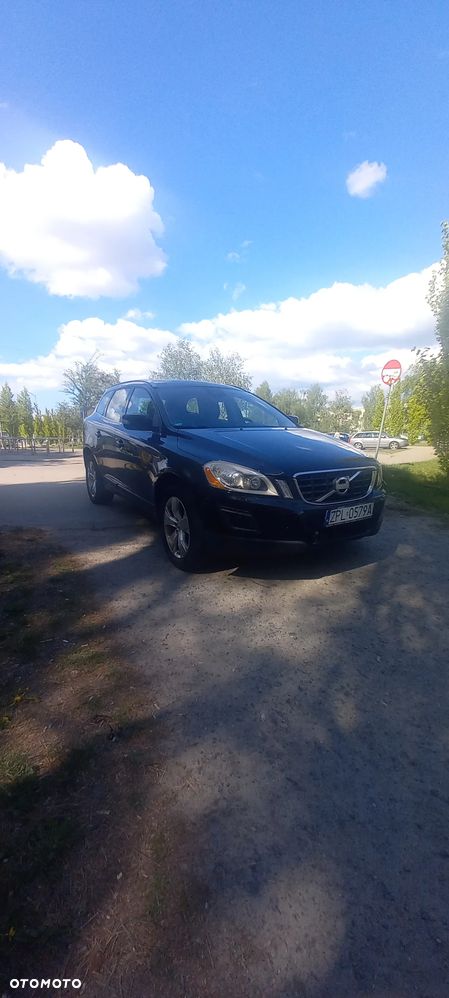 Volvo XC 60 D5 AWD Momentum - 8