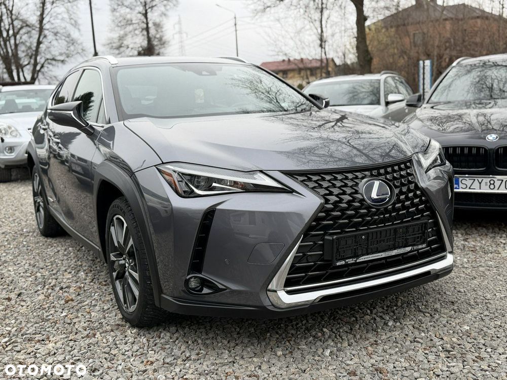 Lexus UX - 2