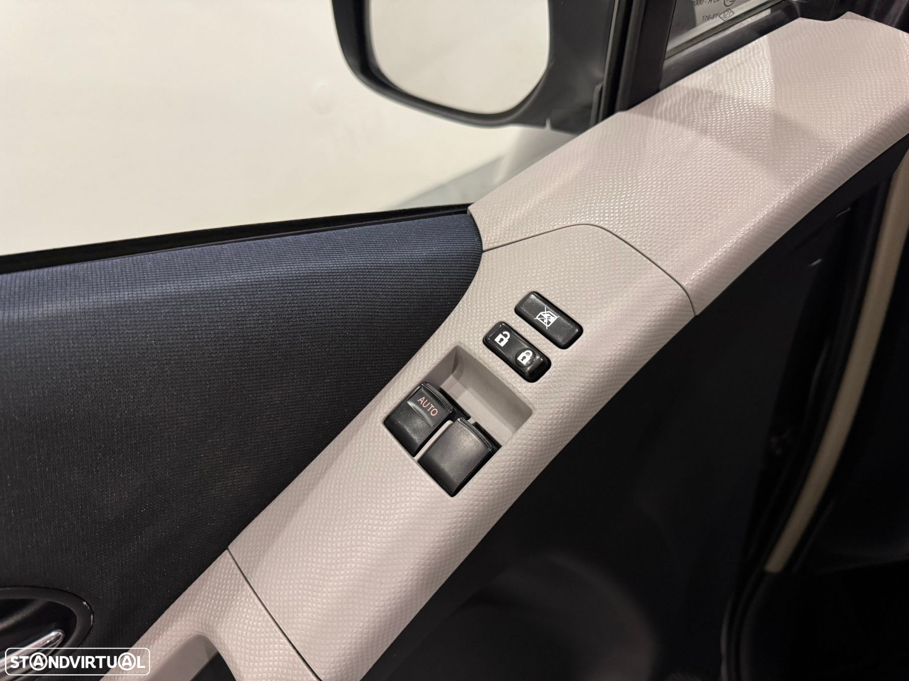 Toyota Yaris - 42