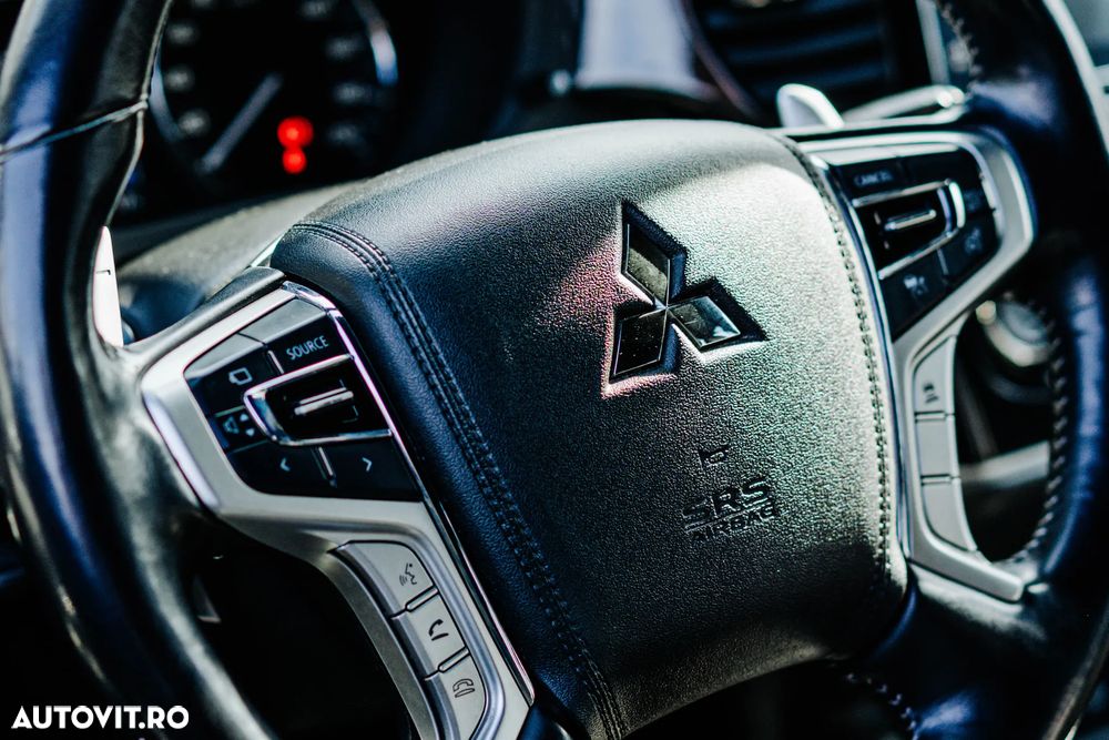 Mitsubishi Outlander PHEV 2.4 L 4X4 Instyle - 11
