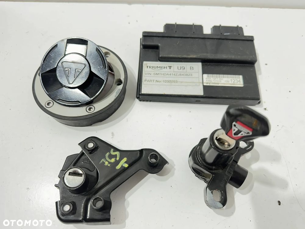 Stacyjka IMO Triumph Street Triple 765 660  16-21r - 3