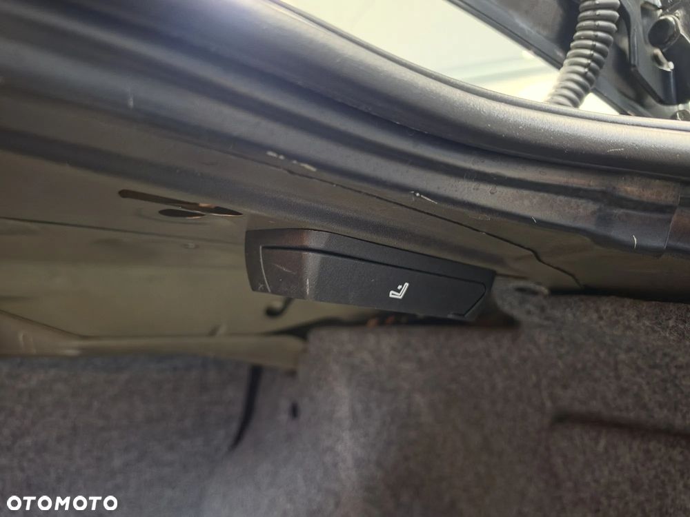 BMW Seria 3 318i Edition Exclusive - 20