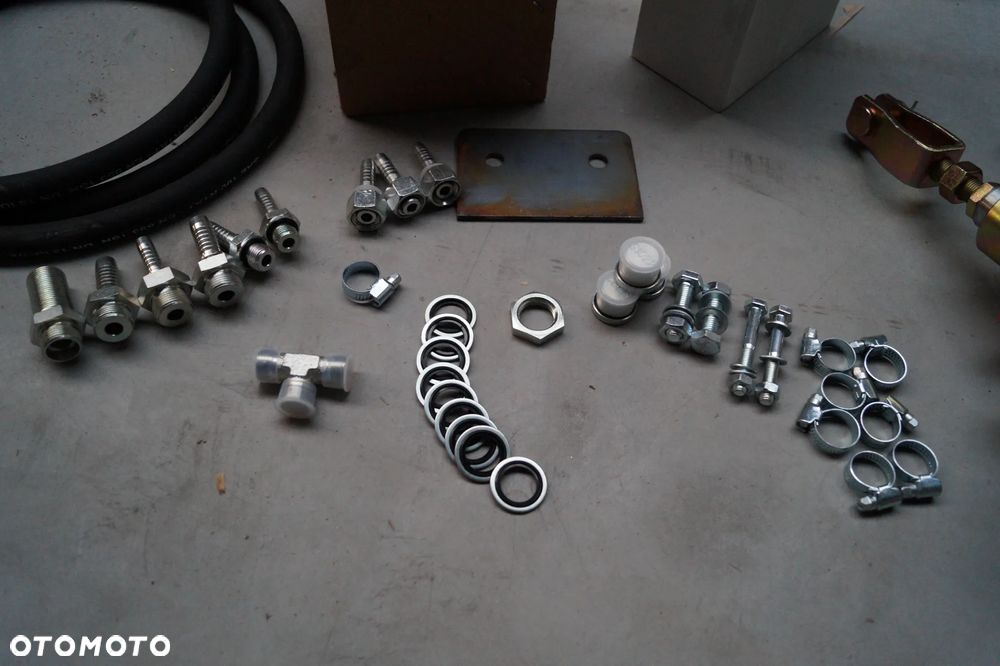 Zestaw hamulców Pneumatyczne - Hydrauliczne 1 Oś - 4