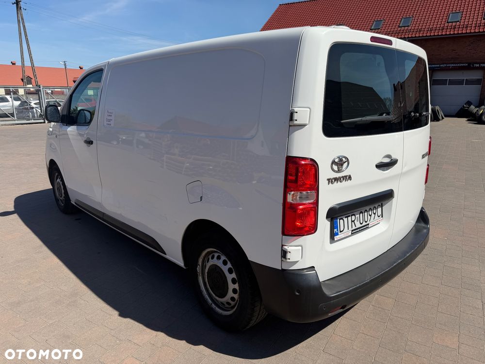 Toyota ProAce 1,5-l-D-4D L1 (6-Si.) - 7