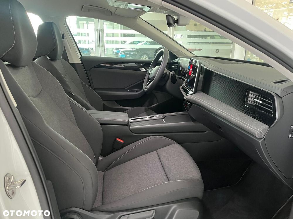 Volkswagen Passat Variant - 18