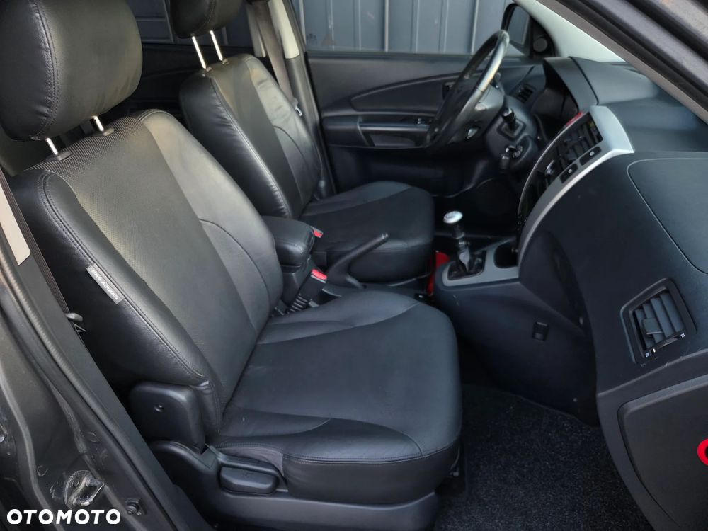 Hyundai Tucson 2.0 CRDi Premium - 10