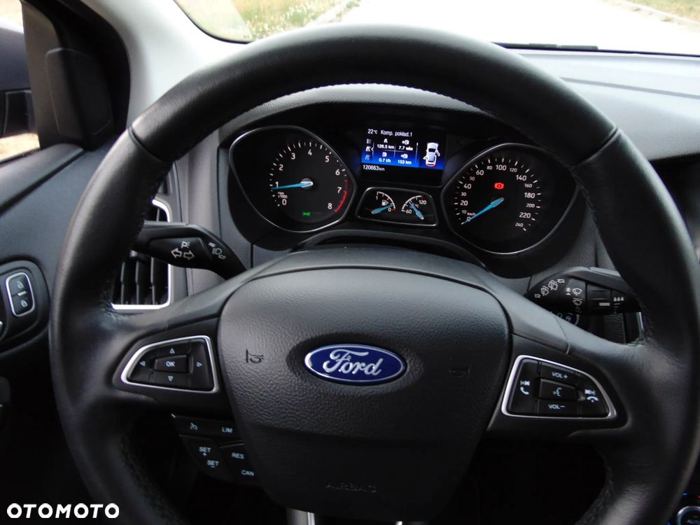 Ford Focus 1.0 EcoBoost Titanium - 14