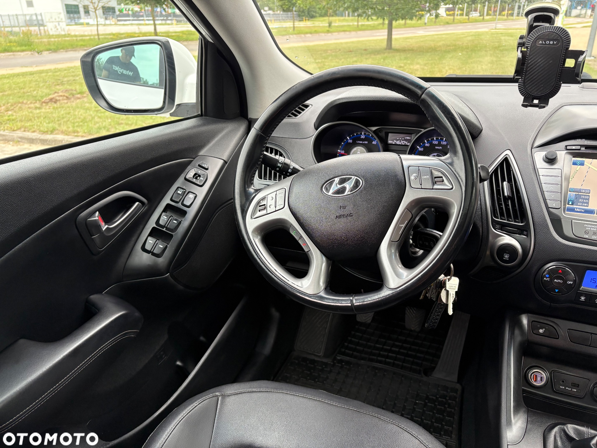 Hyundai ix35 1.7 CRDi 2WD blue Style - 32