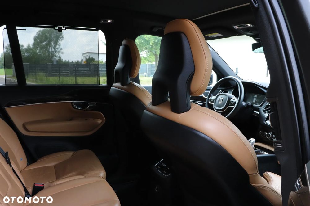 Volvo XC 90 T8 AWD Plug-In Hybrid Inscription 7os - 24