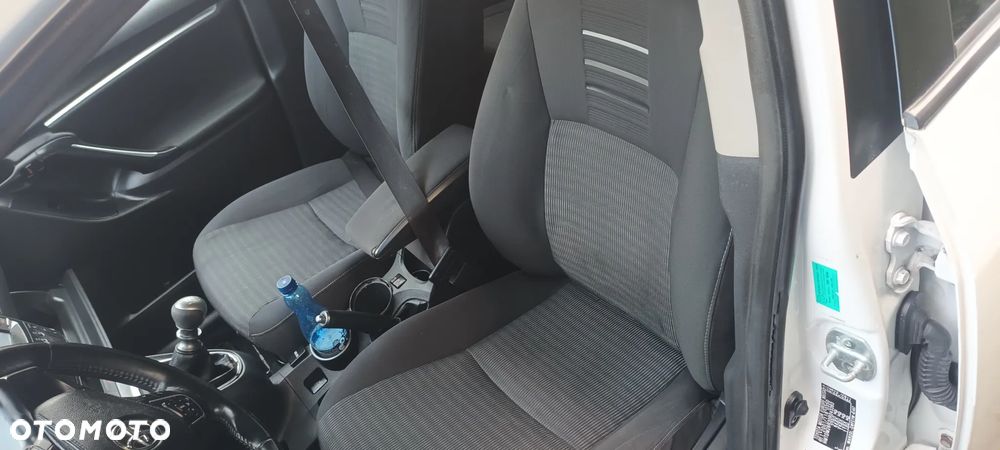 Toyota Verso 1.6 D-4D 5-Sitzer Start/Stop Executive - 2