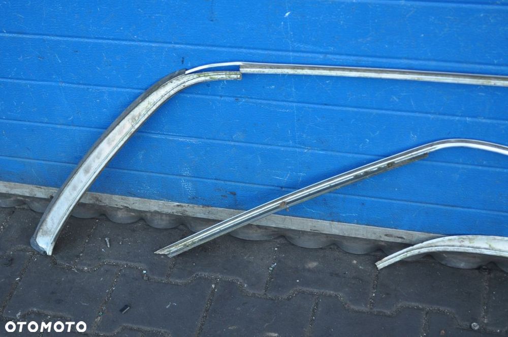 MERCEDES W123 LISTWA DACHU DACHOWA KOMPLET - 5