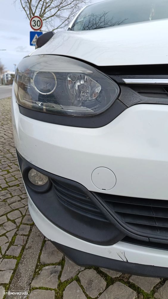 Renault Mégane 1.5 dCi Dynamique S - 11