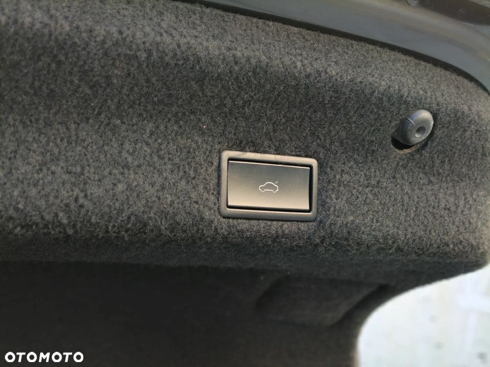 Volkswagen Passat 1.5 TSI EVO Business DSG - 32