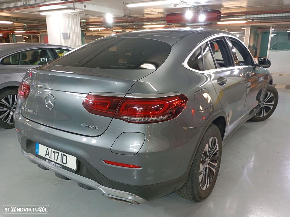 Mercedes-Benz GLC 300 e 4Matic - 3