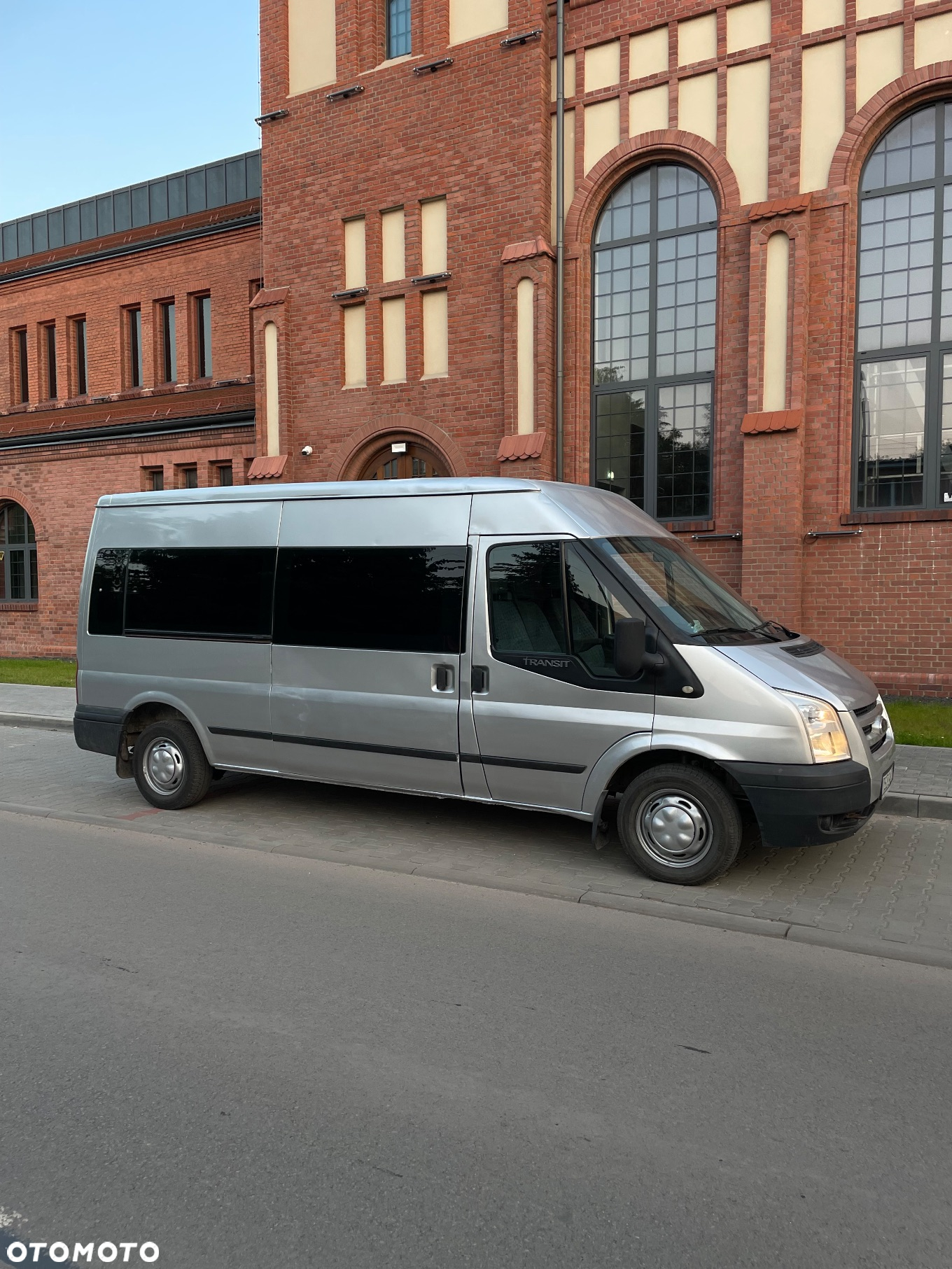 Ford Transit FT Tourneo Trend - 24