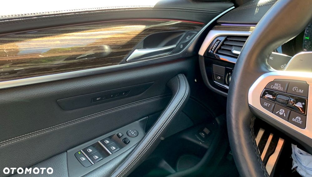 BMW Seria 5 530d - 15