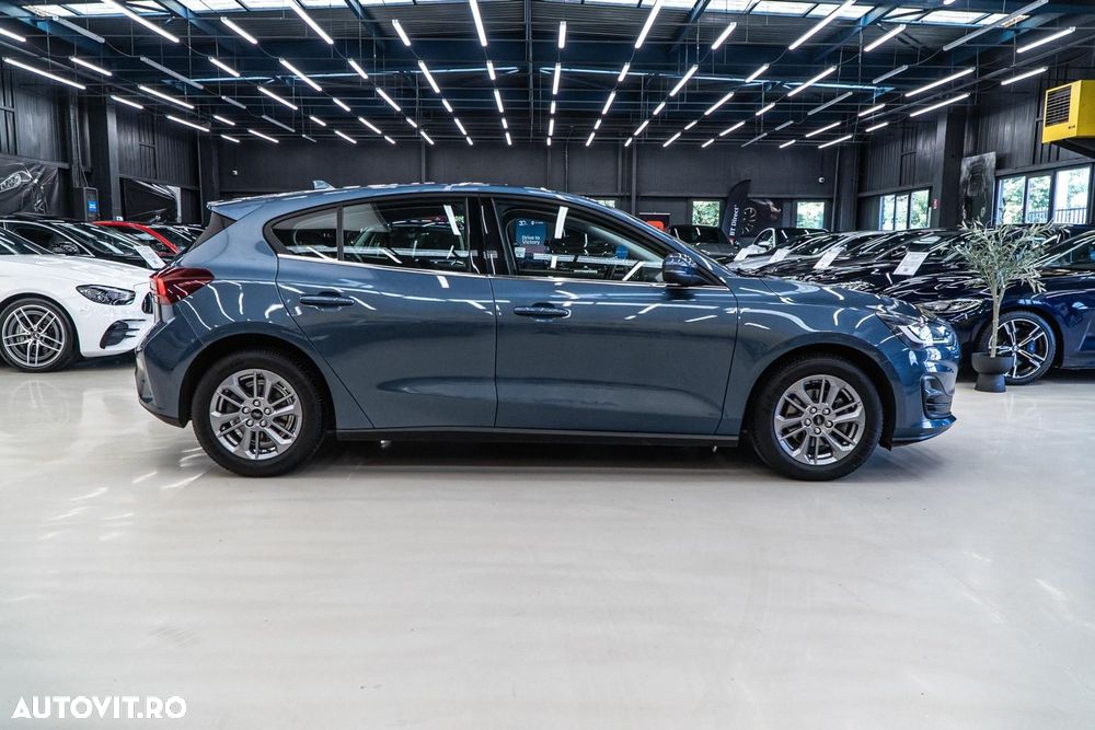 FORD Focus 2022 — imagine 19