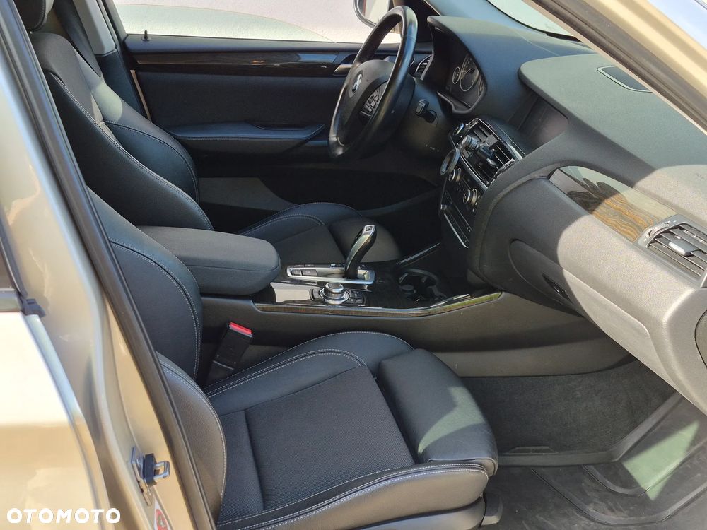 BMW X3 xDrive20d - 14