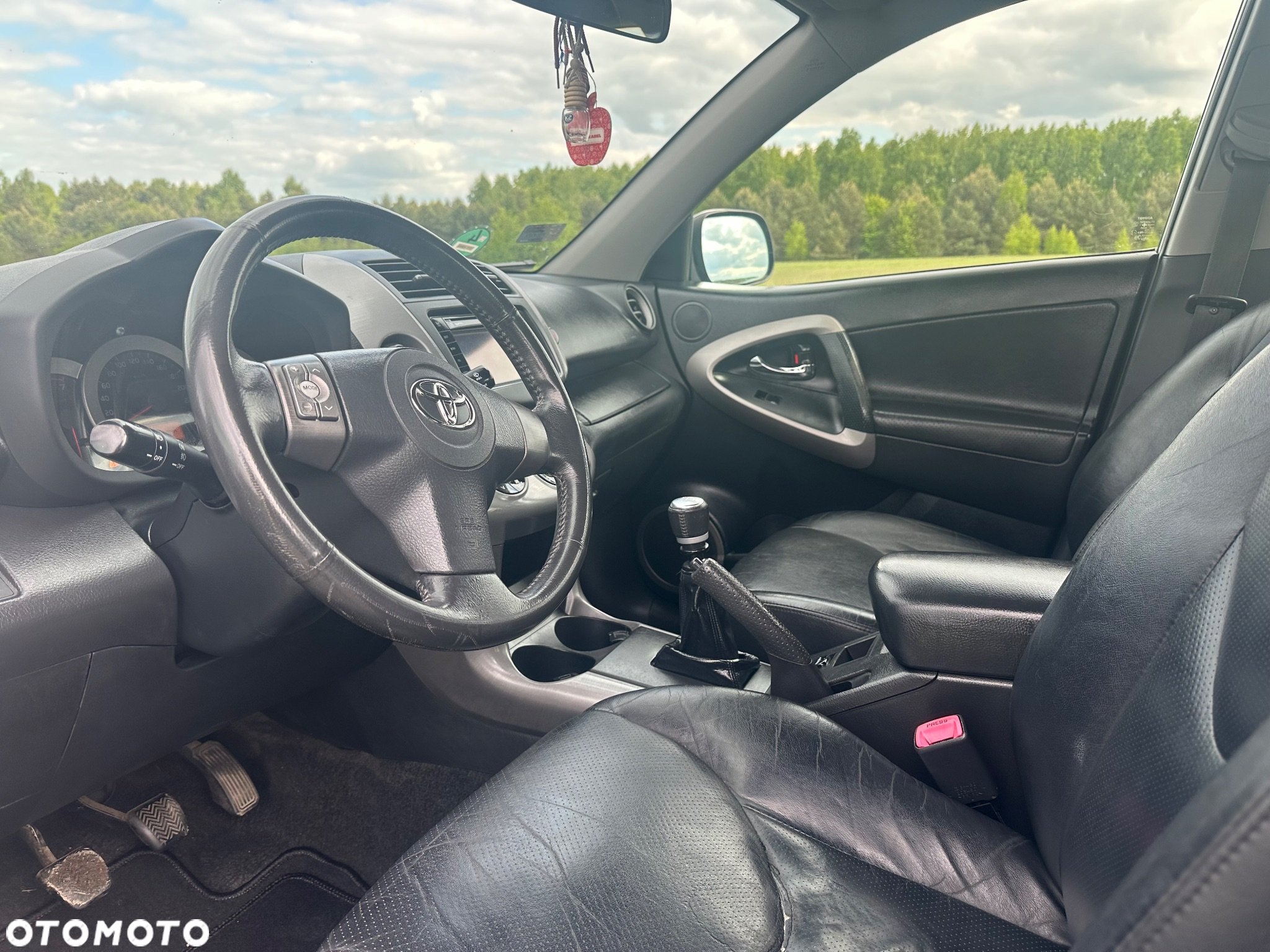 Toyota RAV4 2.2 D-4D Prestige - 9