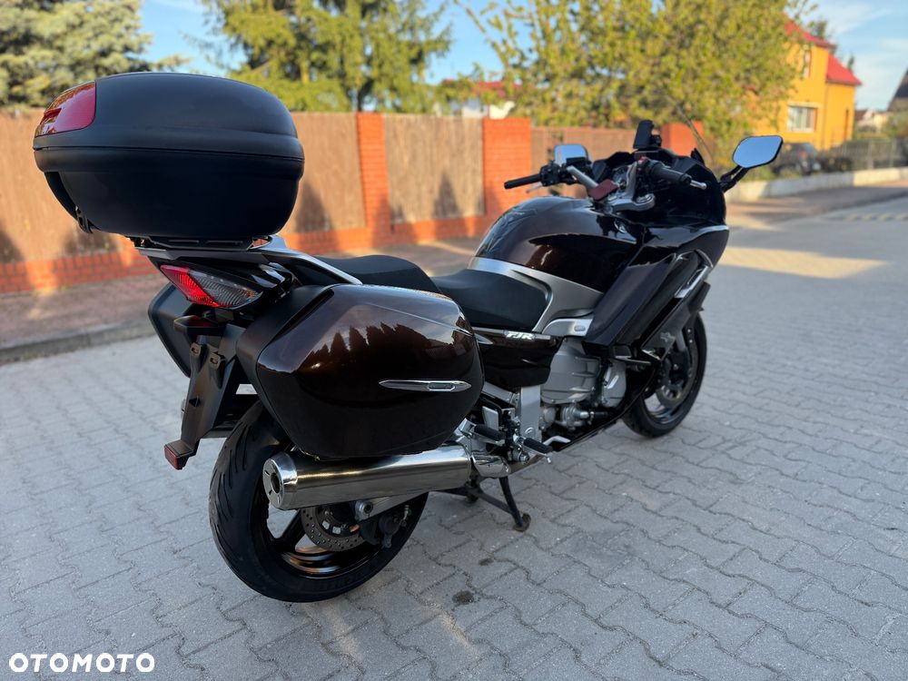 Yamaha FJR - 11