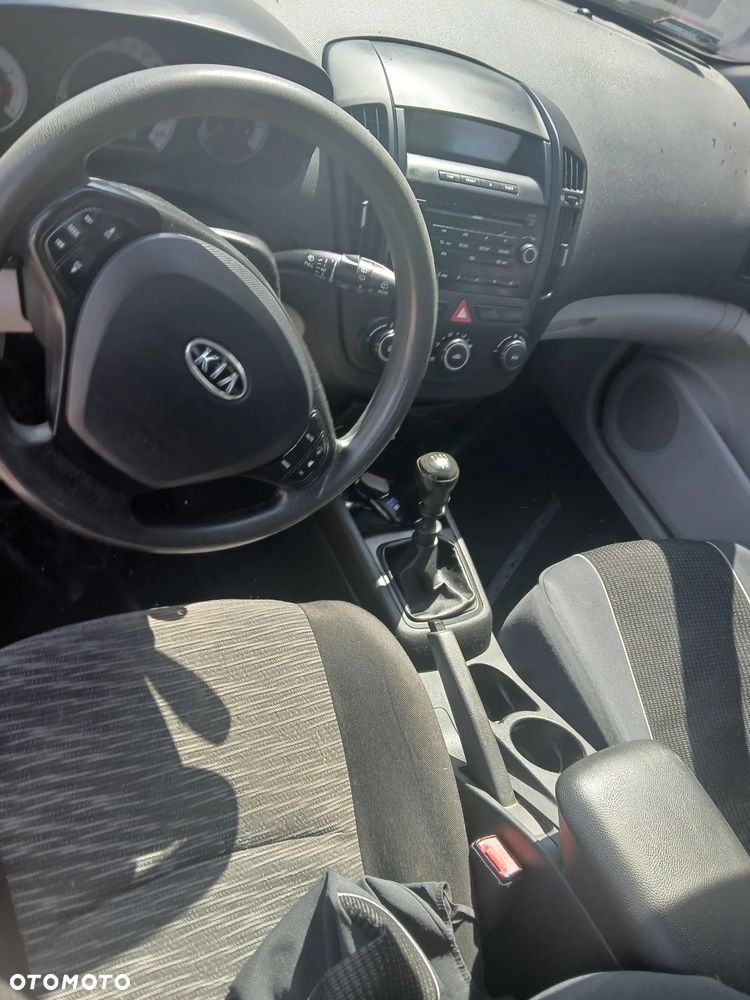 KIA CEED 1 HB 1.6 MPI G4FC HR maska pokrywa silnika klapa bagażnika zderzak lampa reflektor pas przedni stop lampy halogeny przeciwmgłowe odblaski grill błotniki drzwi zbiornik - 8