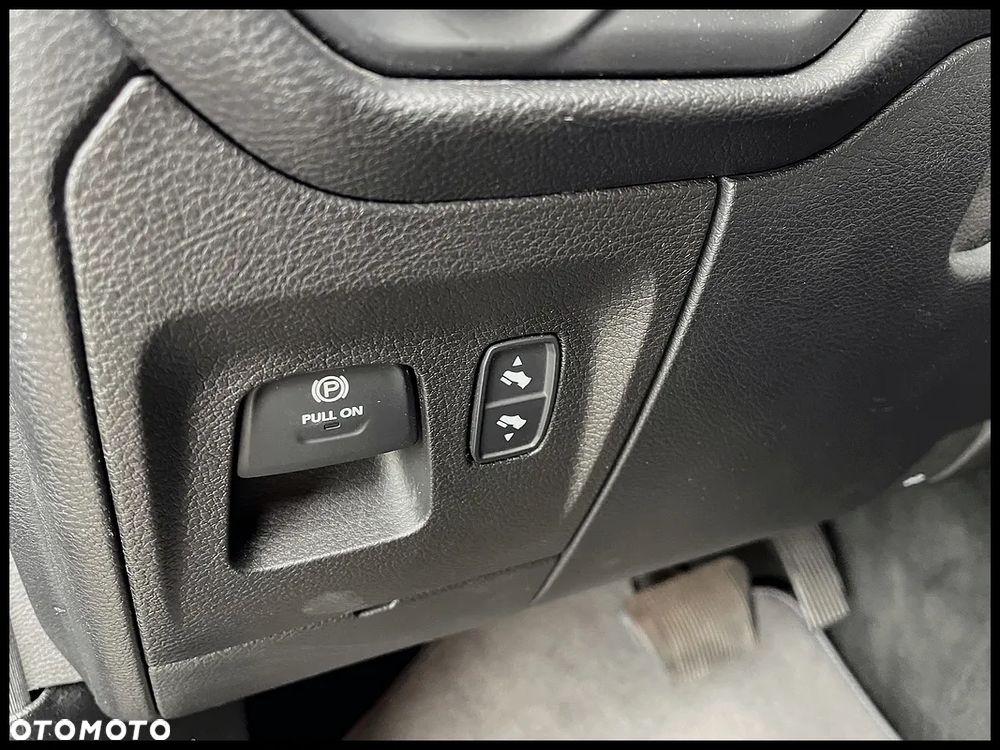RAM 1500 - 29