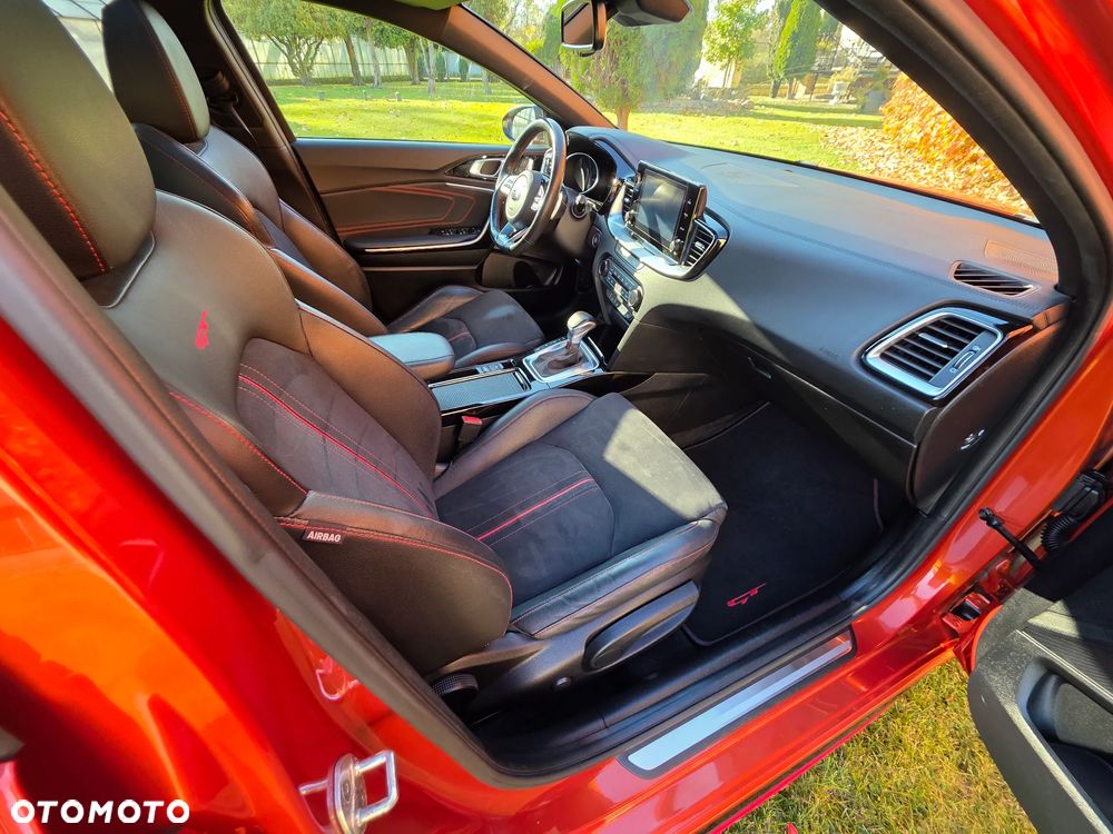 Kia Ceed 1.6 T-GDI GT DCT - 20