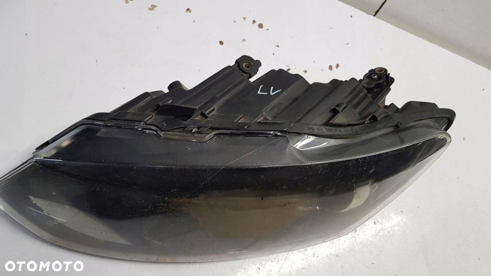 lampa lewa przód VW Polo 6R - 8