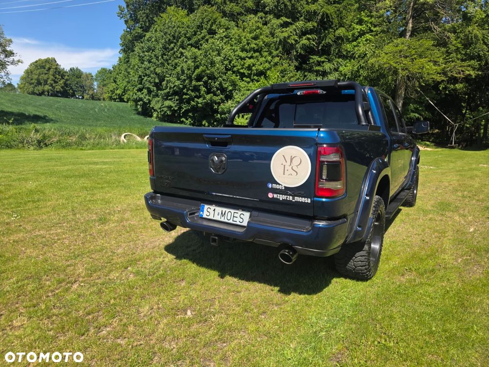 Dodge RAM 5.7 4x4 - 17