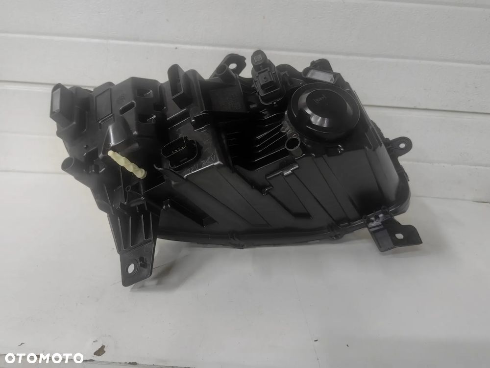 Lampa przednia lewa Dacia Duster III - 5