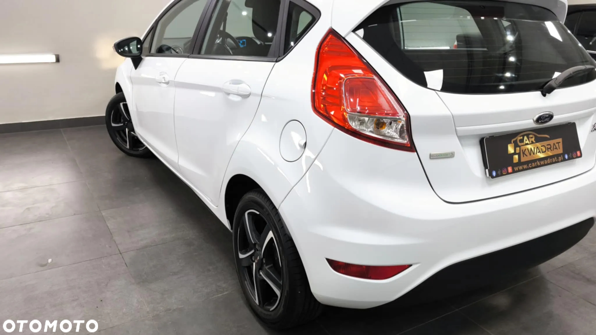 Ford Fiesta 1.0 EcoBoost Trend - 24