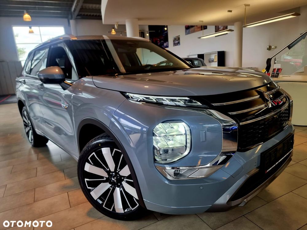 Mitsubishi Outlander Instyle Plus - 2