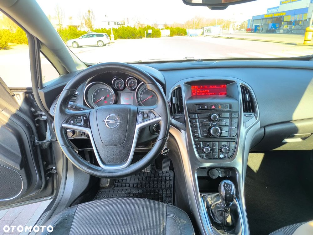 Opel Astra 1.4 T Cosmo - 6