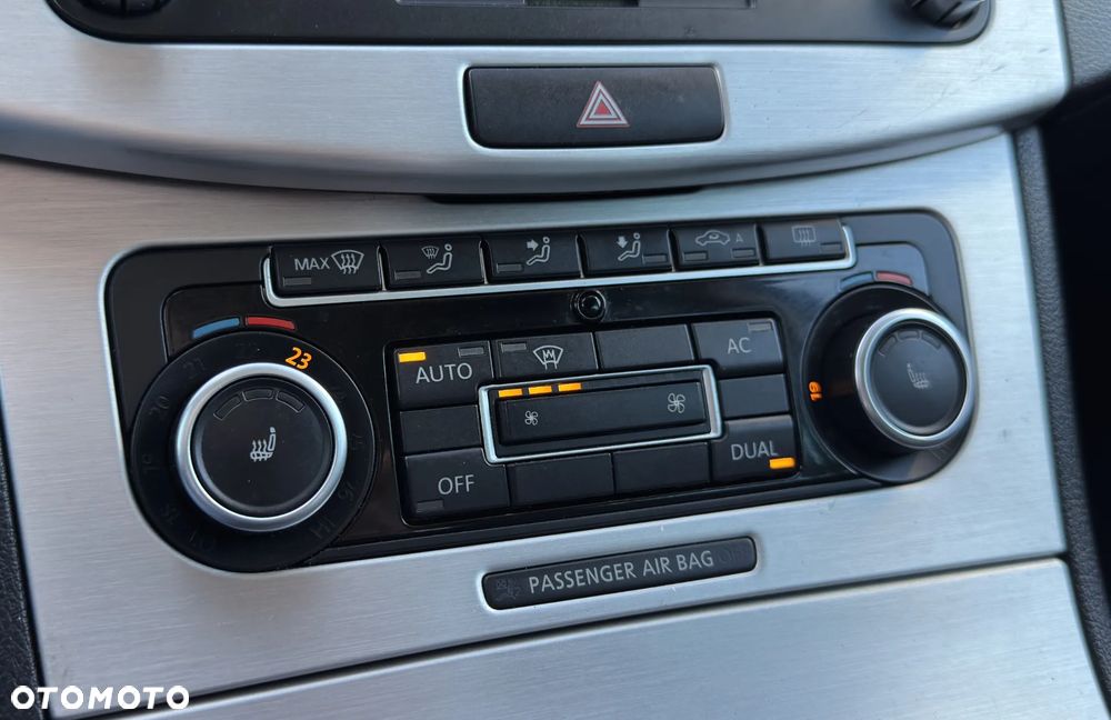 Volkswagen Passat - 23
