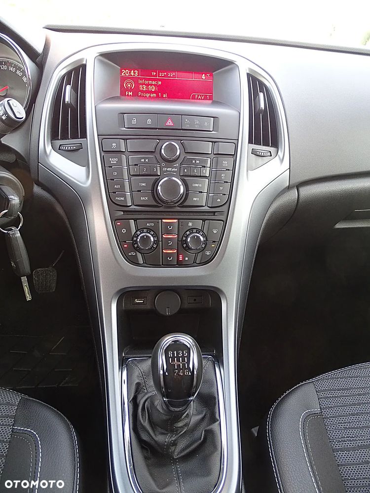 Opel Astra 1.4 Turbo Cosmo - 28