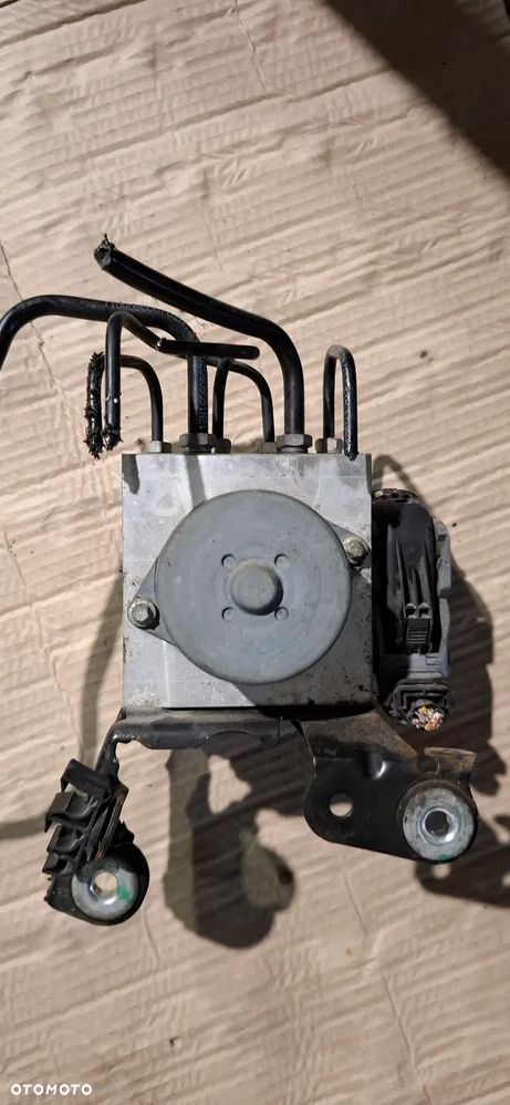 POMPA ABS FORD MONDEO MK4 GALAXY 8G91-2C405-AB - 1