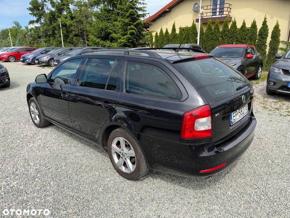 Skoda Octavia 1.6 Elegance - 16