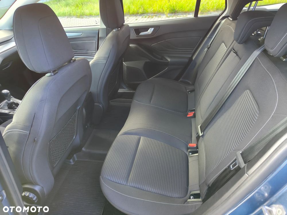 Ford Focus 1.0 EcoBoost STart-Stopp-System TITANIUM - 8