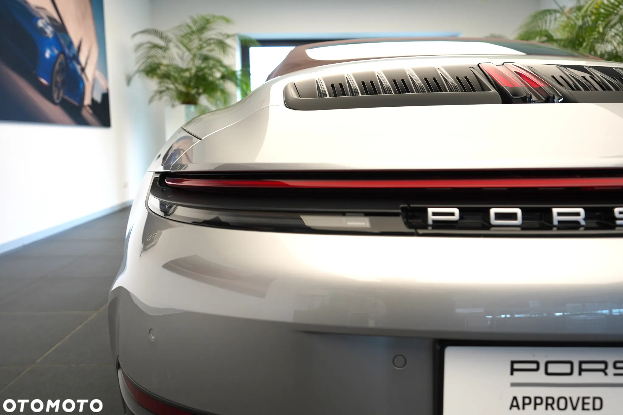 Porsche 911 Carrera Cabrio - 36