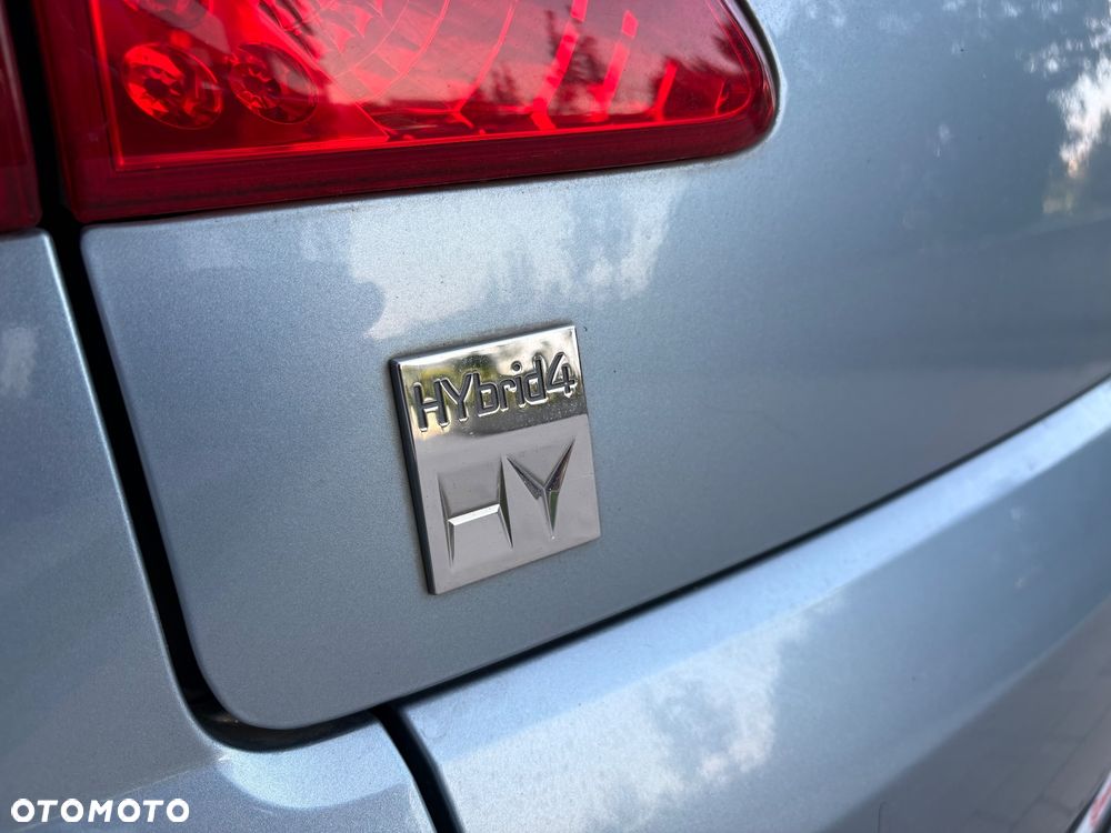 Peugeot 3008 Hybrid4 - 36