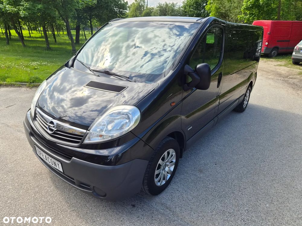 Opel Vivaro - 11