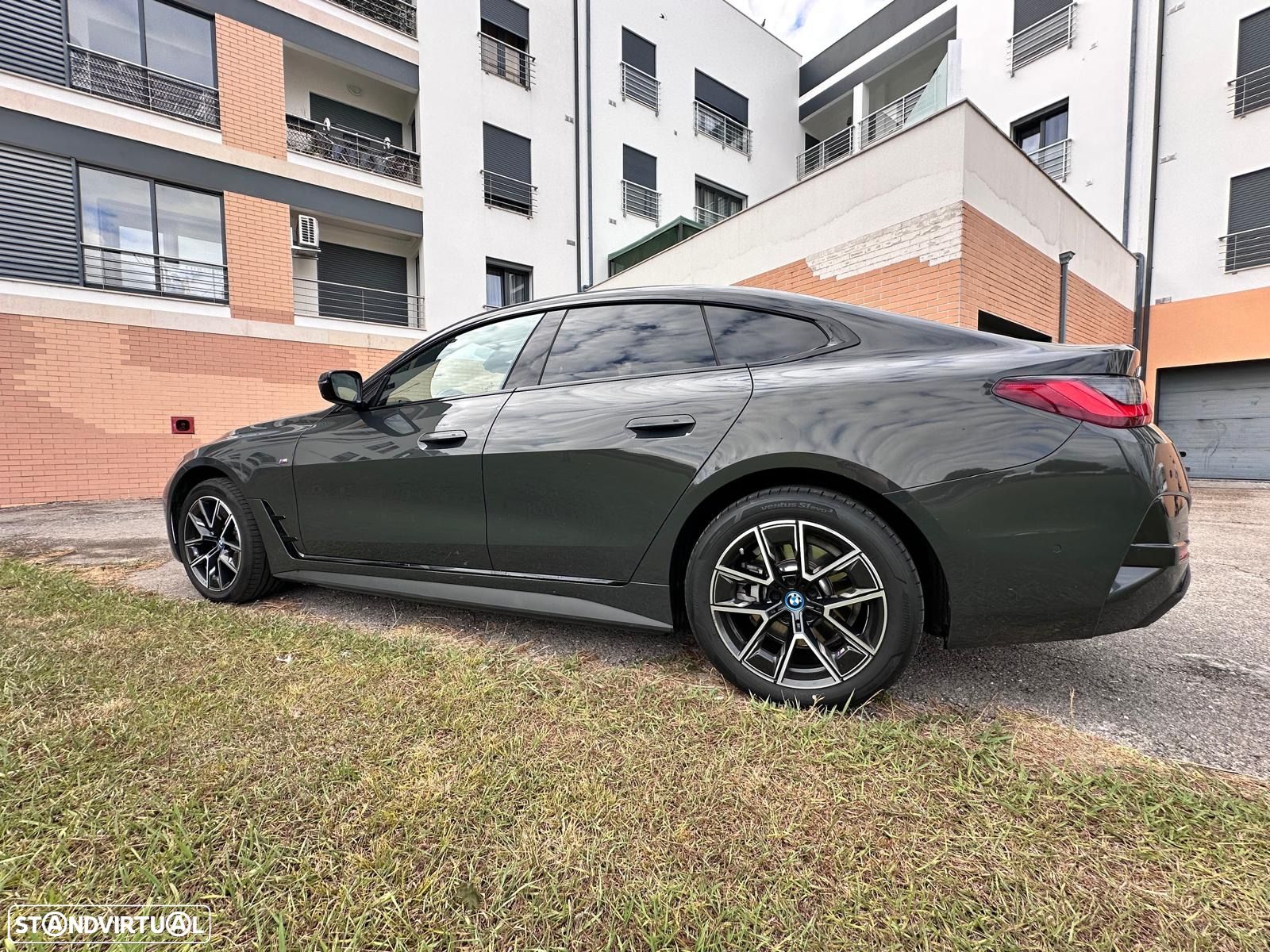 BMW i4 eDrive35 Pack Desportivo M - 1