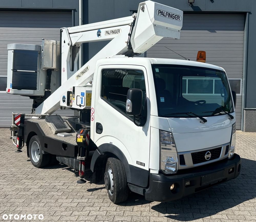 Nissan Podnośnik Koszowy Zwyżka Palfinger P200AXE Izolowany kosz !!! 20 metrów 10 w Bok UDT! Jak Wumag Ruthmann multitel Gsr - 2